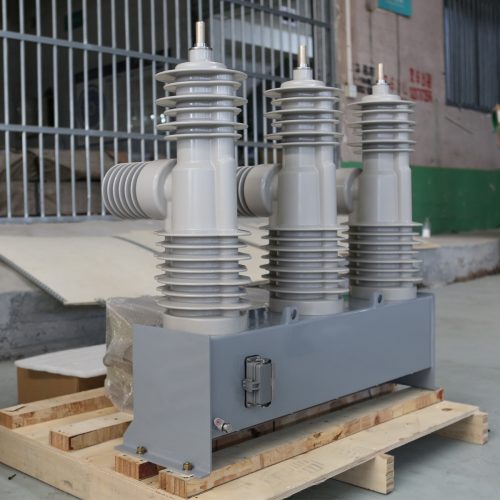 Automatc circlit Recloser 15-38 KV Outdoor vacuum circuit breaker - Image 2